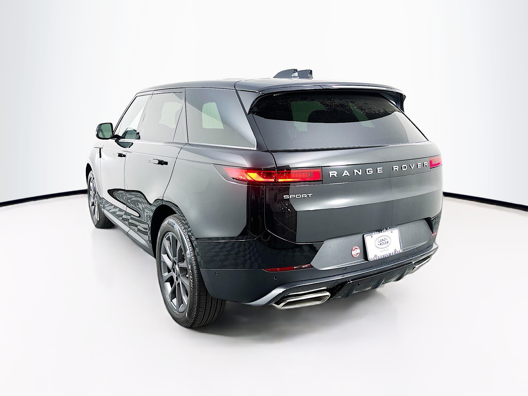2025 Land Rover Range Rover Sport SE photo 7