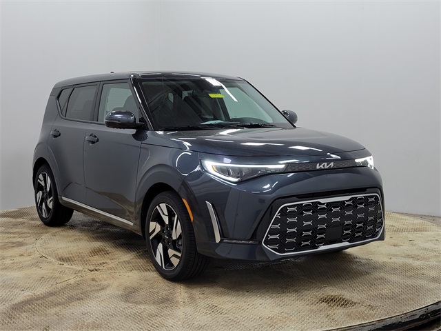 2025 Kia Soul GT-Line photo 2