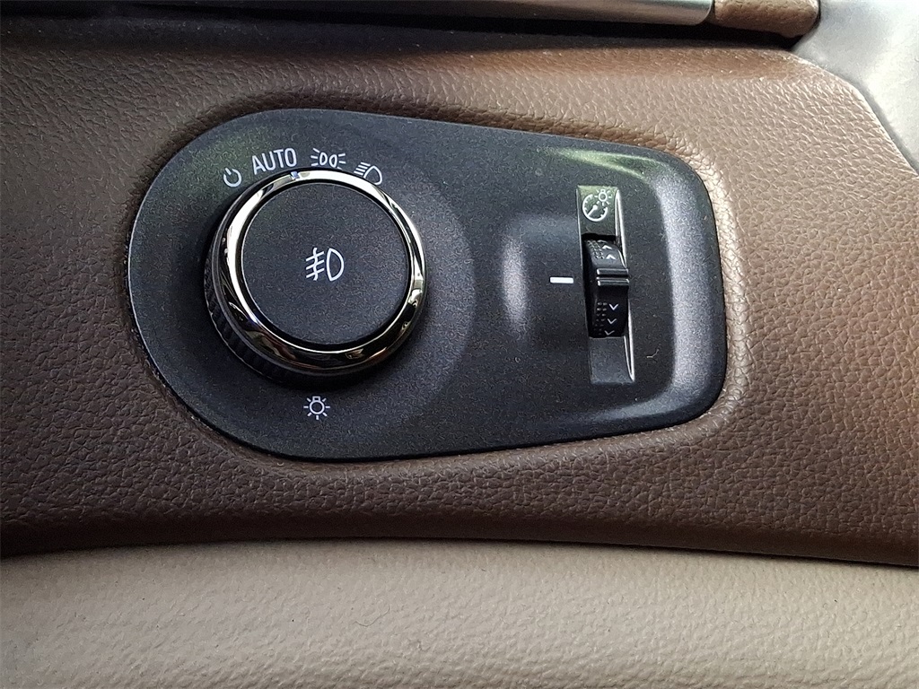 2014 Cadillac SRX Performance photo 22