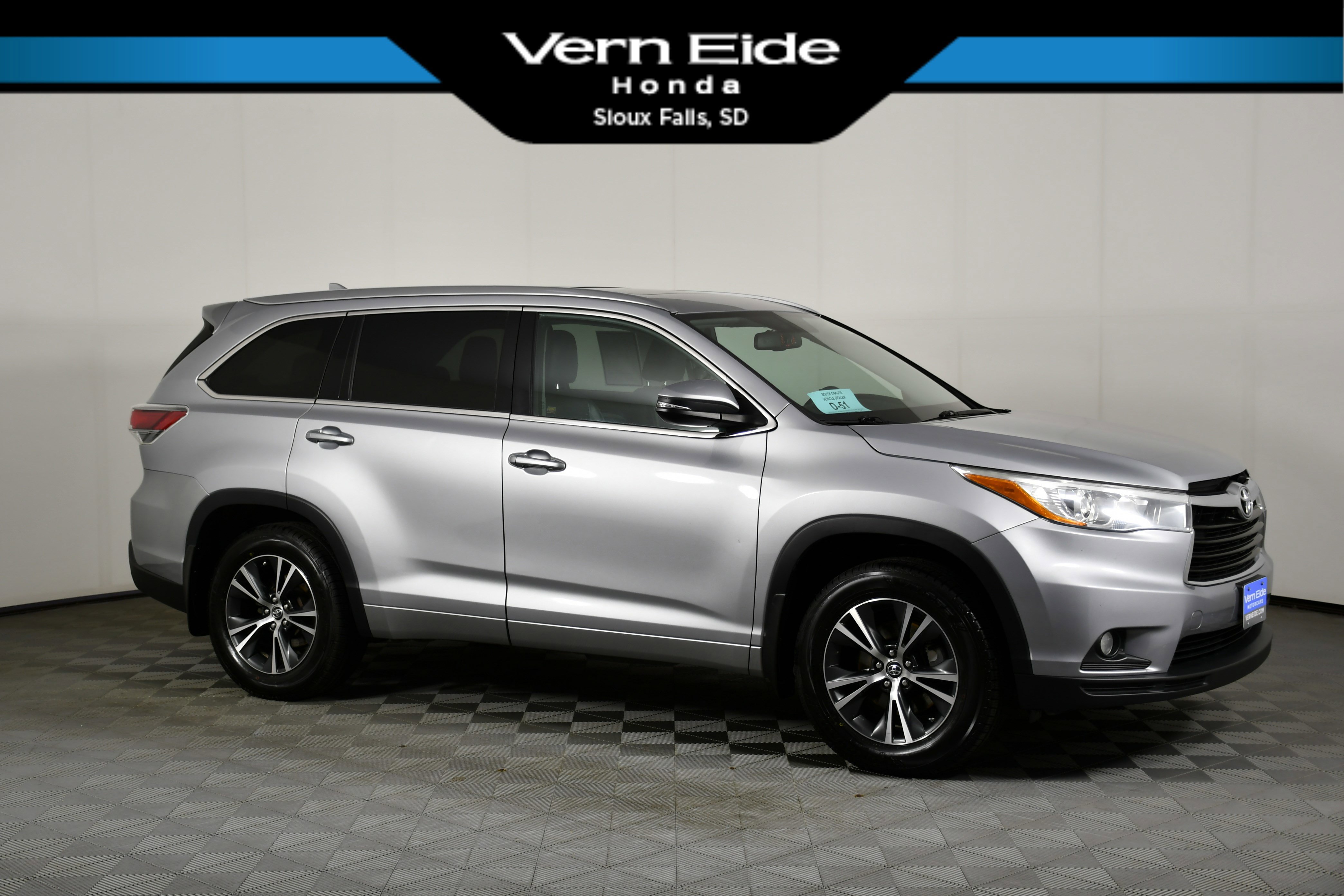 2016 Toyota Highlander XLE
