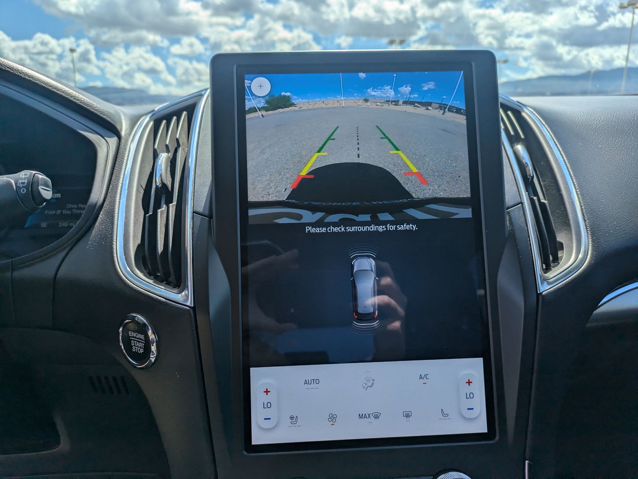 2024 Ford Edge Titanium photo 22
