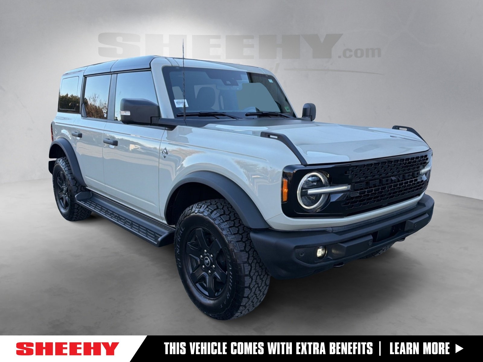 2025 Ford Bronco 4-Door Outer Banks's photo