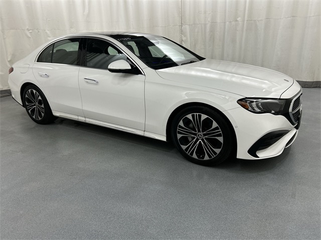 2025 Mercedes-Benz E-Class E350's photo