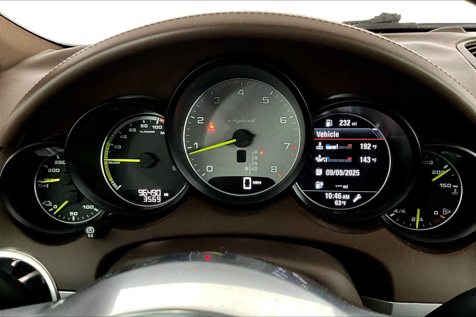 2016 Porsche Cayenne S E-Hybrid photo 23