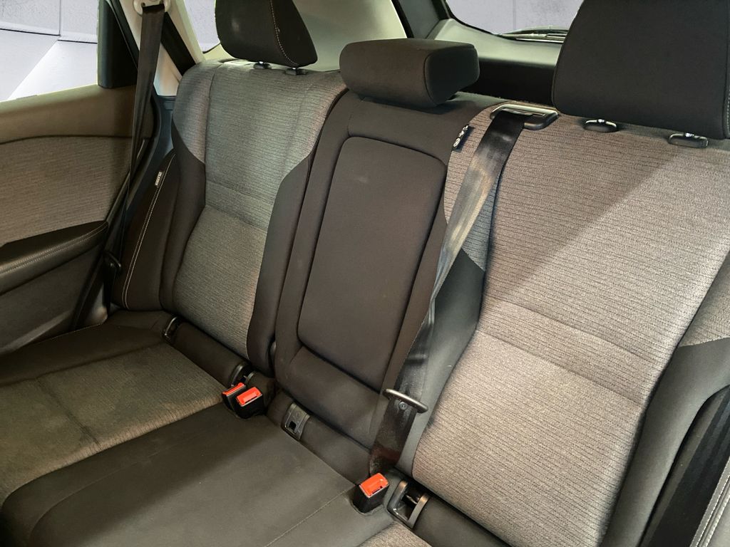 2022 Nissan Rogue SV photo 18