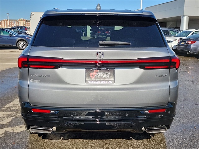 2025 Buick Enclave Sport Touring photo 3