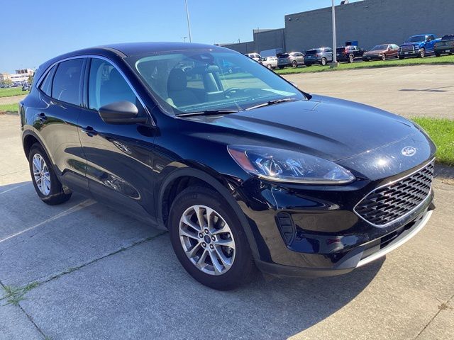 2022 Ford Escape SE photo 8