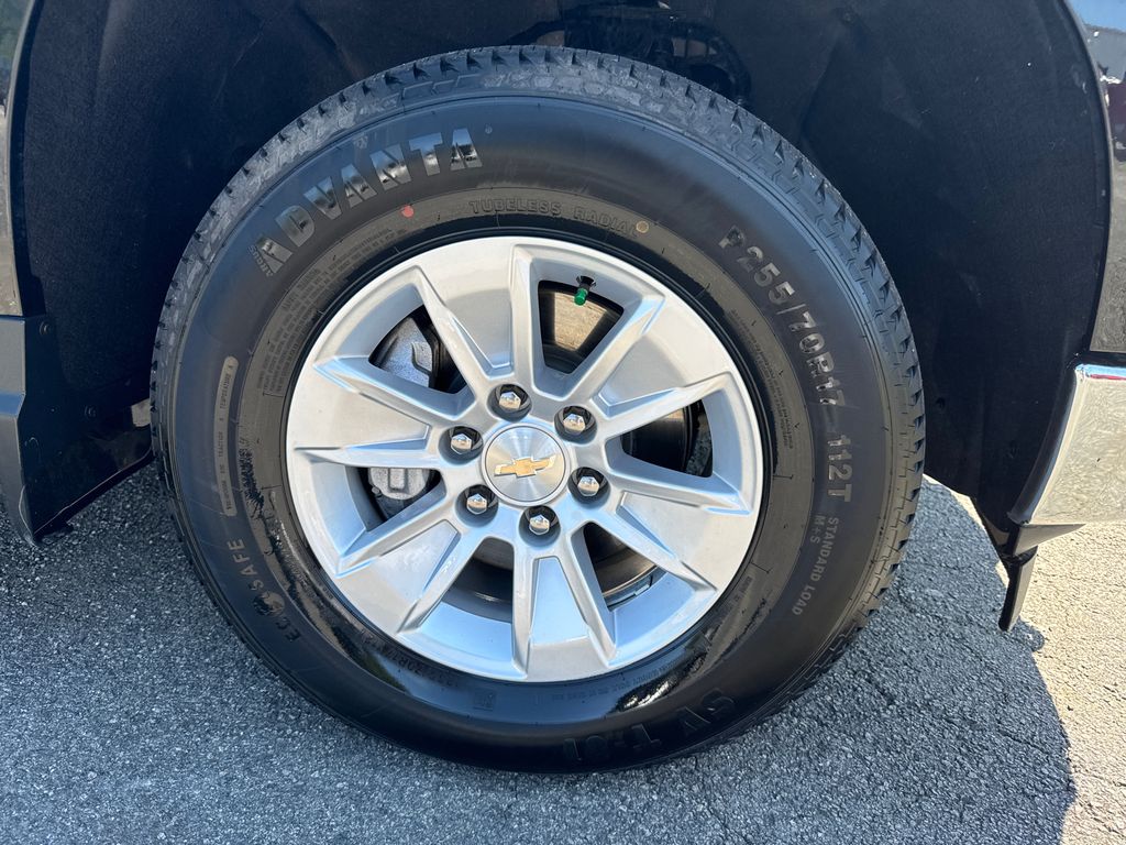 2024 Chevrolet Silverado 1500 LT photo 12