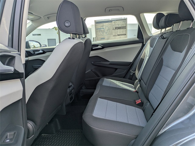 2025 Volkswagen Taos S photo 13