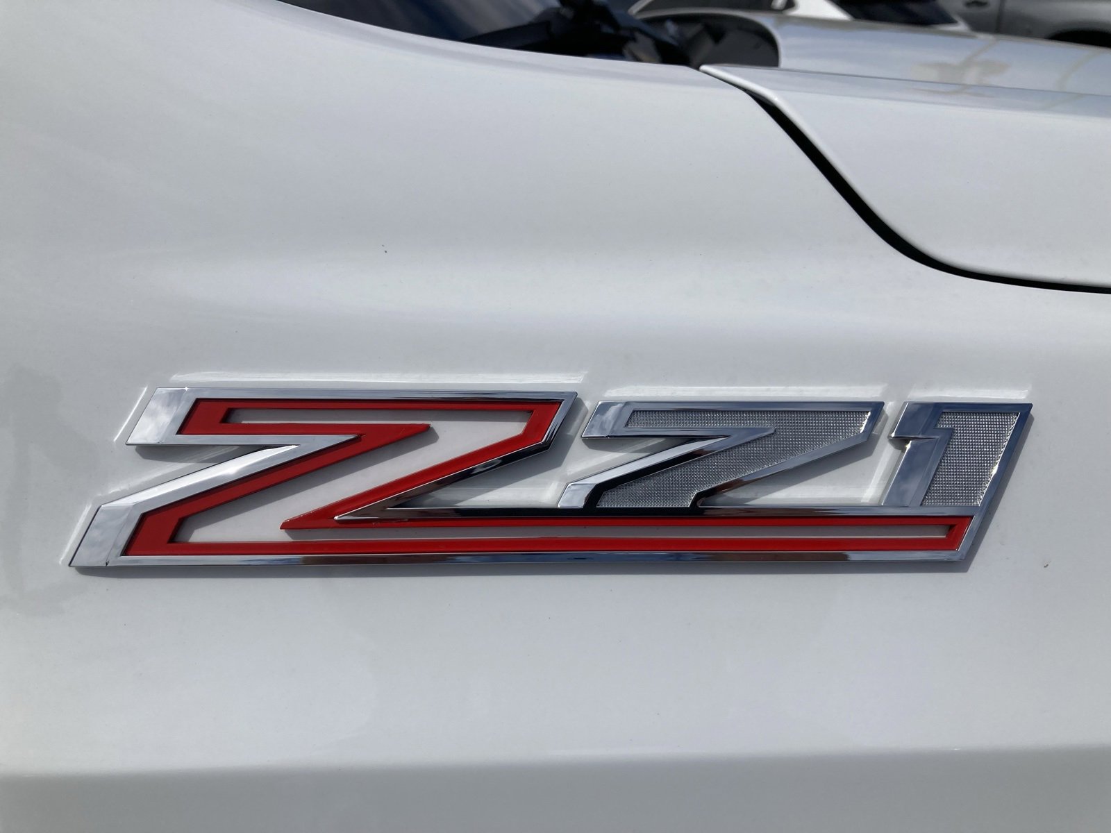 2024 Chevrolet Suburban Z71 photo 4