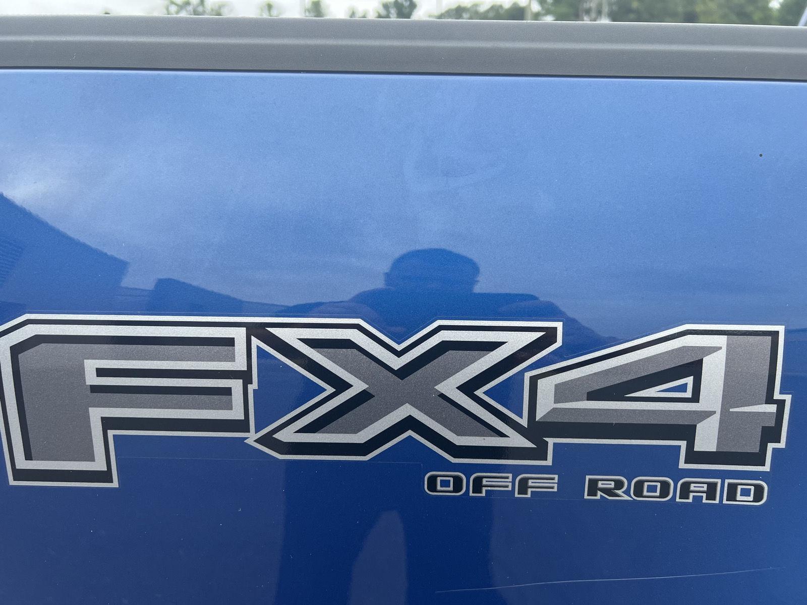 2022 Ford F-150 XL photo 3