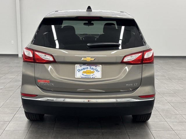 2018 Chevrolet Equinox LT photo 3