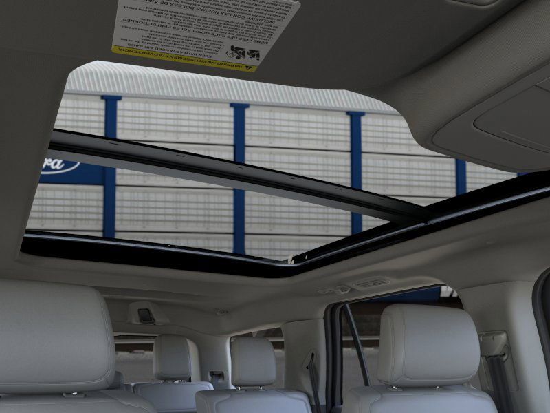 2025 Ford Expedition photo 21