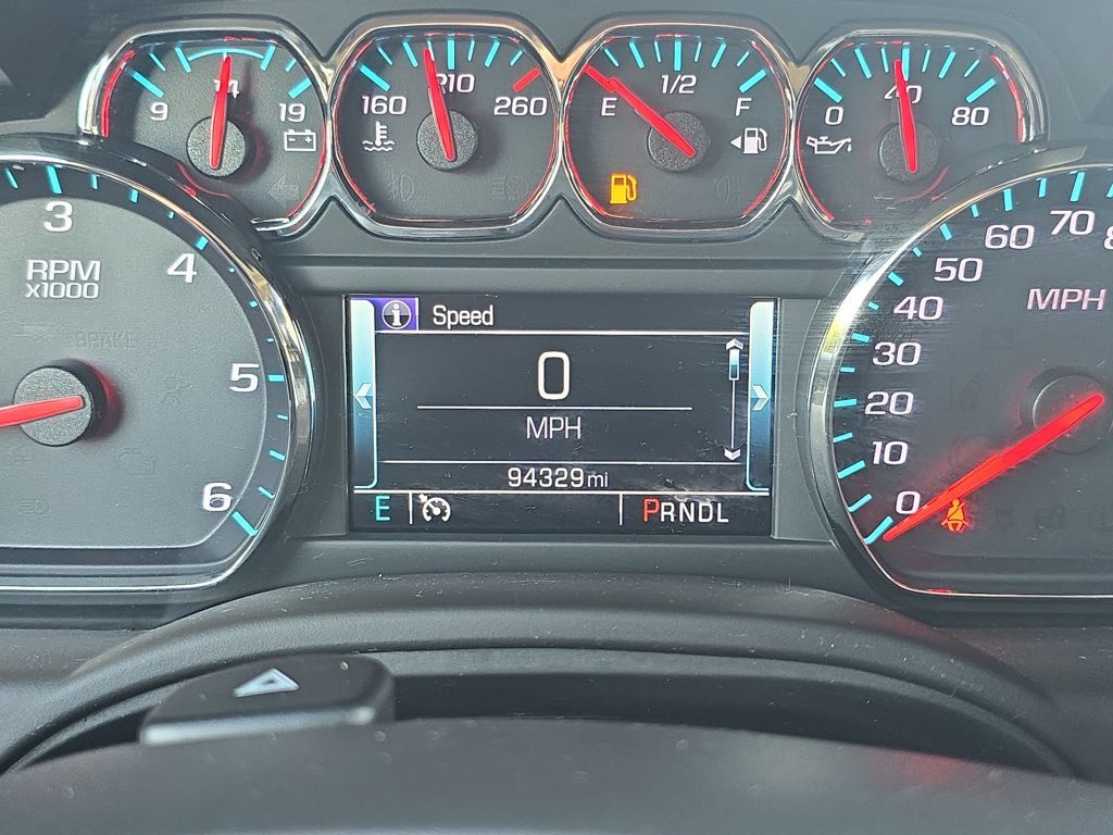 2018 Chevrolet Tahoe LT photo 23
