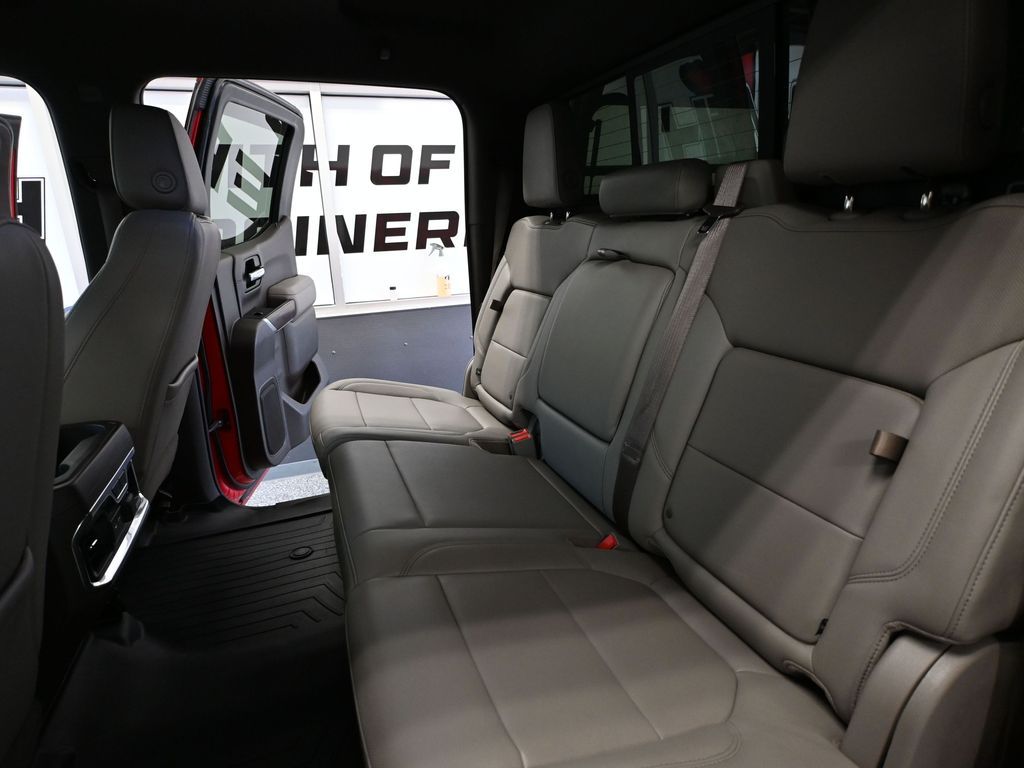 2019 Gmc Sierra 1500 SLT photo 32