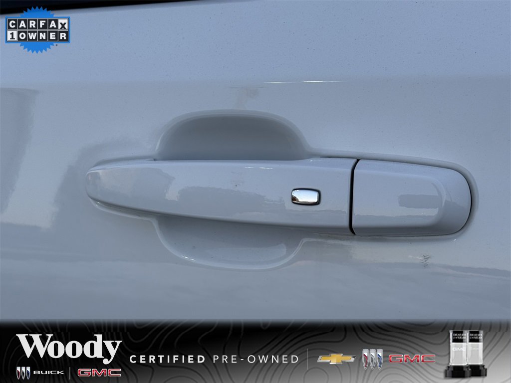 2023 GMC TERRAIN - Image 11