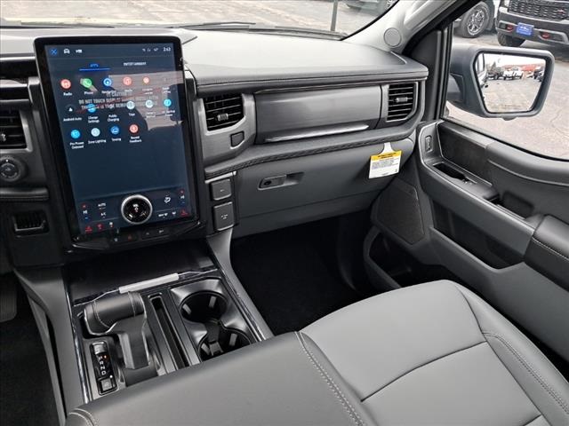 2025 Ford F-150 Lightning photo 21