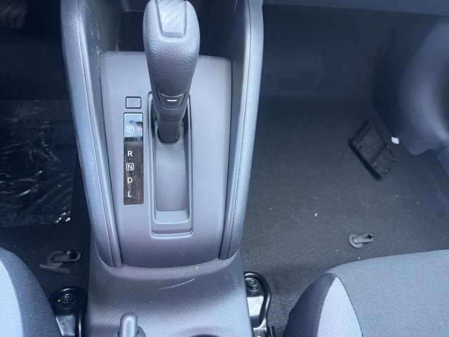 2025 Nissan Versa 1.6 S photo 16