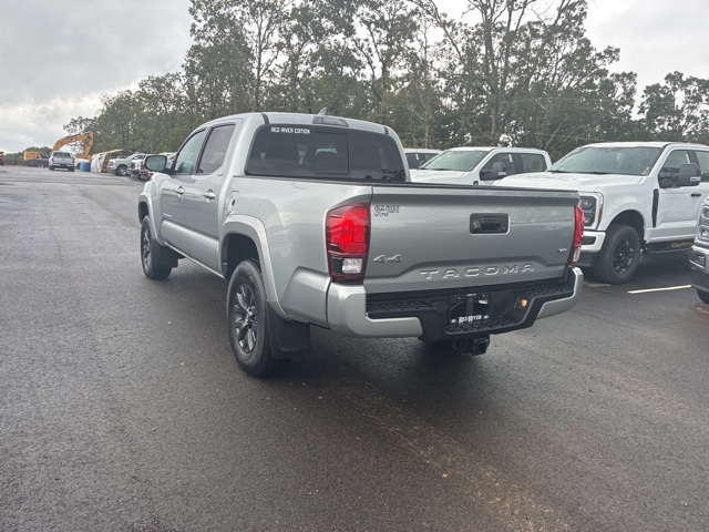 2023 Toyota Tacoma 4x4 SR5 photo 4