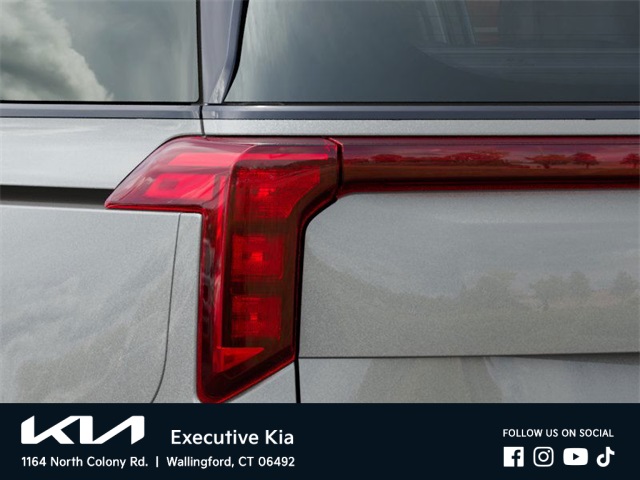 2026 Kia Carnival SX photo 9