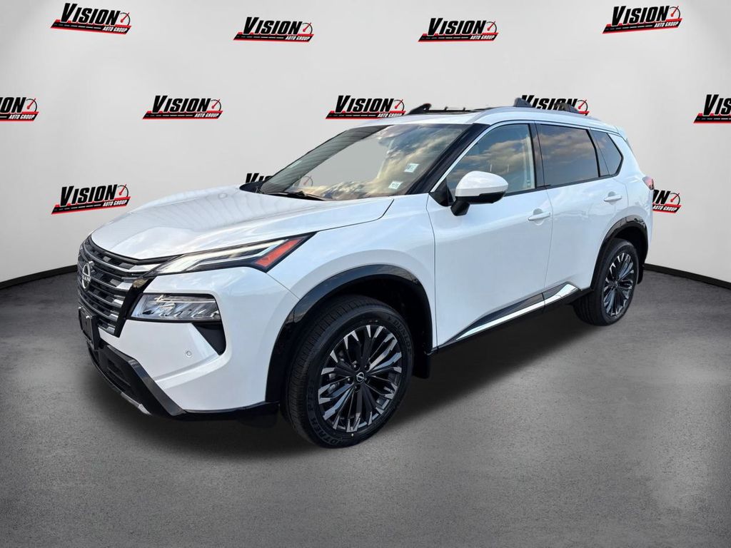 2026 Nissan Rogue Platinum's photo