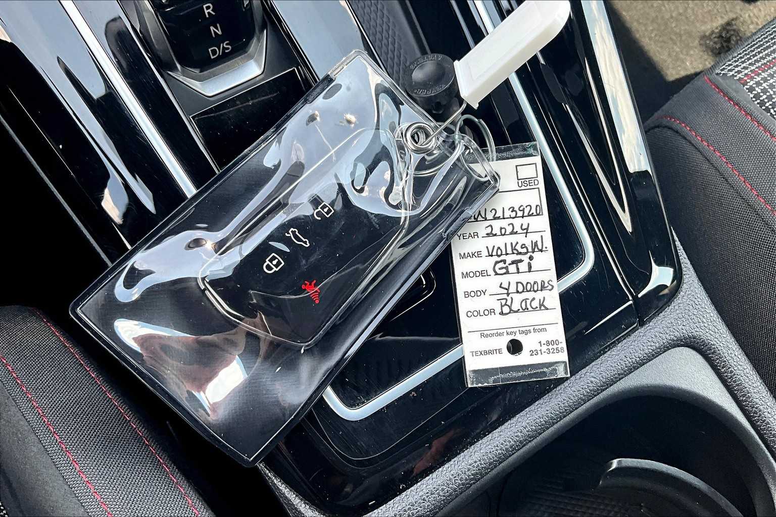 2024 Volkswagen Golf GTI S photo 14