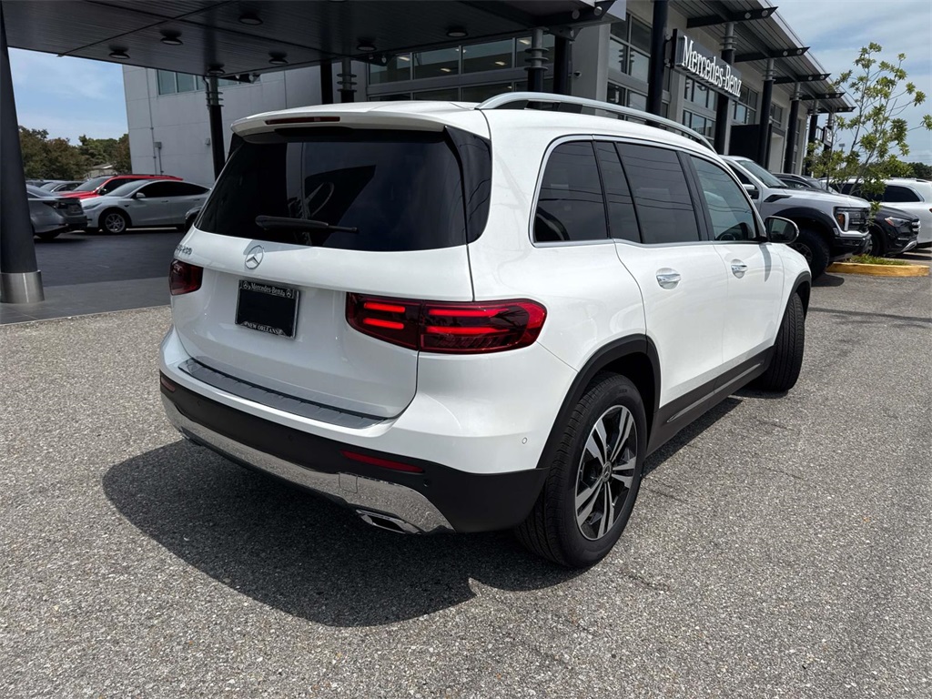 2025 Mercedes Benz GLB 250 photo 6