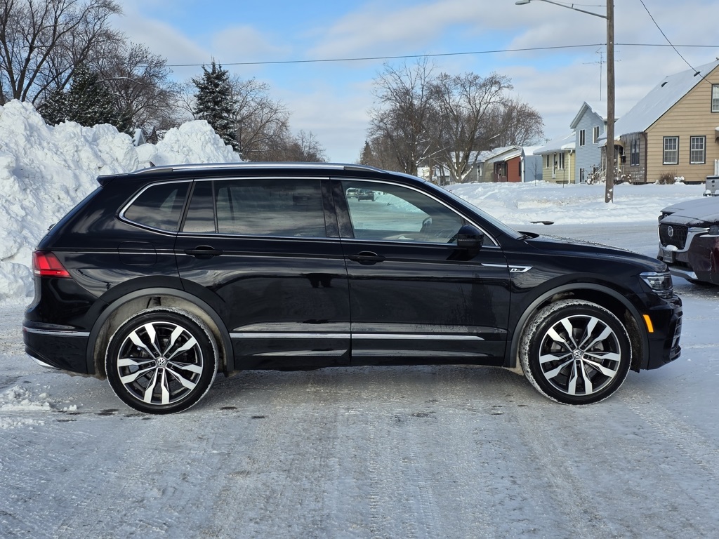 2020 Volkswagen Tiguan SEL Premium R-Line's photo