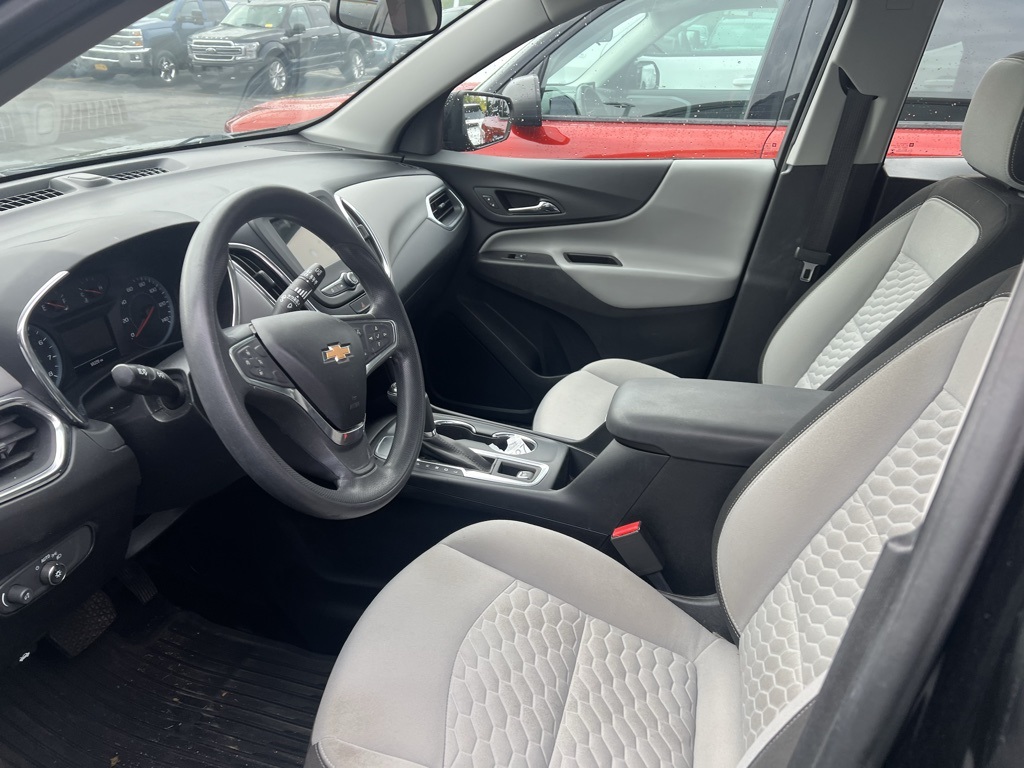 2019 Chevrolet Equinox LS photo 5