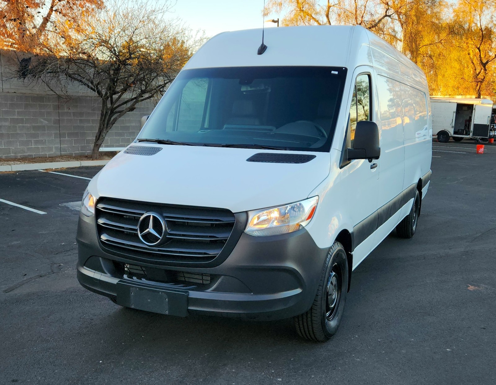 2024 Mercedes-Benz Sprinter Cargo Van Base's photo