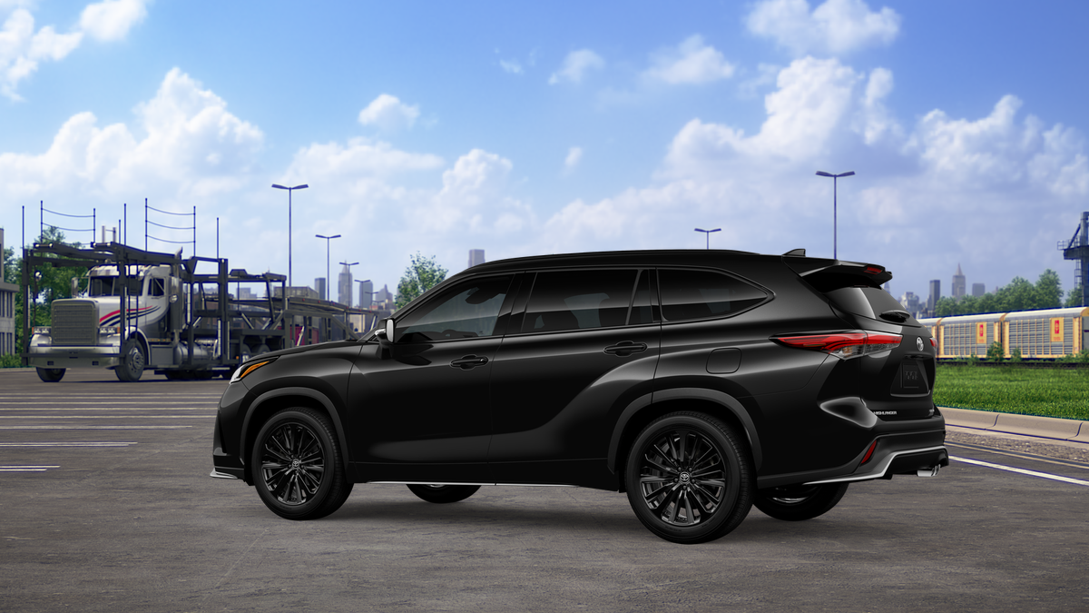 2026 Toyota Highlander XSE photo 3