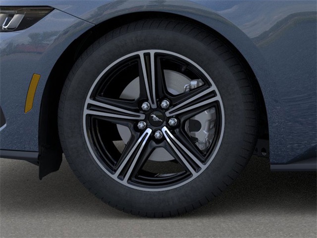 2025 Ford Mustang EcoBoost photo 16