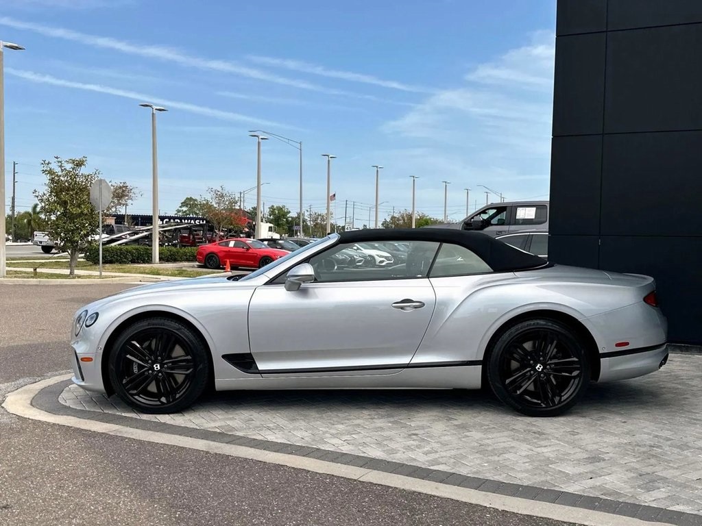 Used 2023 Bentley Continental GTC Mulliner with VIN SCBDG4ZG6PC008877 for sale in Kansas City