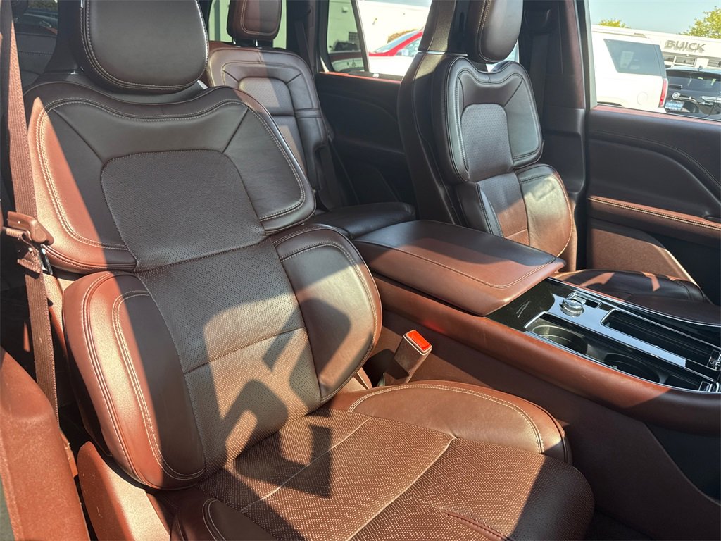 2022 Lincoln Aviator Black Label photo 33