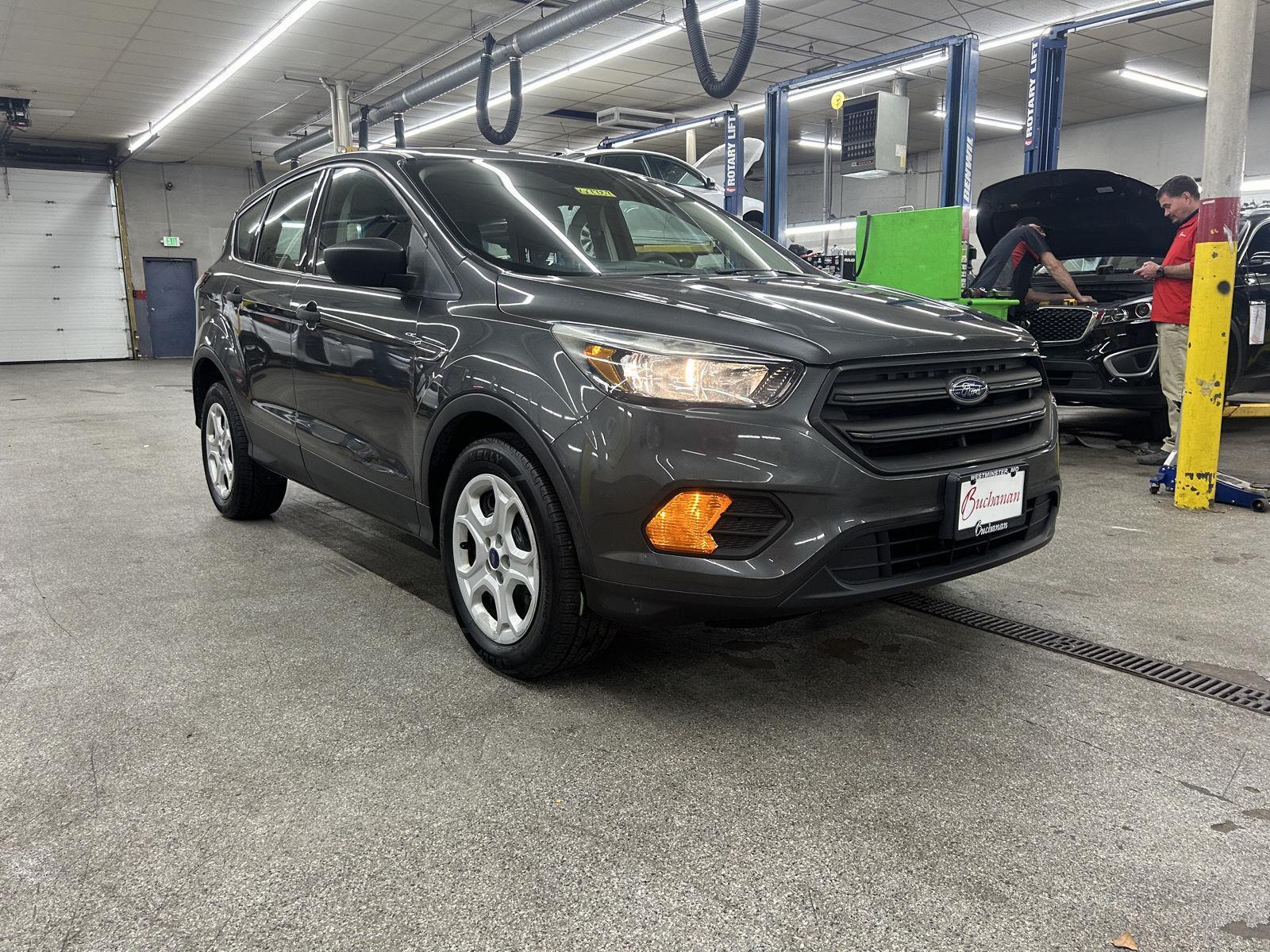2018 Ford Escape S photo 3