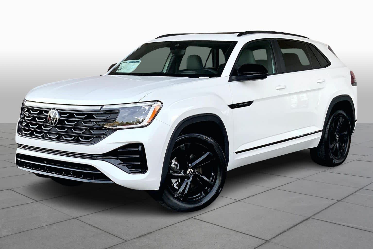 2026 Volkswagen Atlas Cross Sport SEL R-LINE's photo