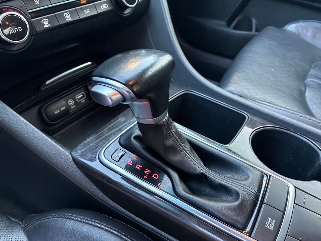 2018 Kia Optima EX photo 21