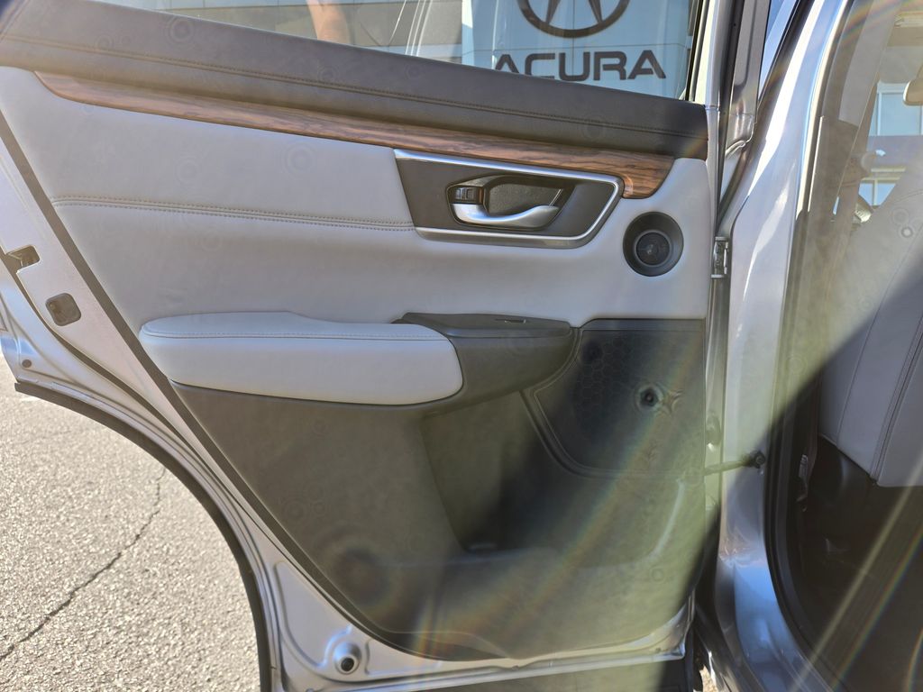 2021 Honda CR-V Hybrid EX-L photo 12