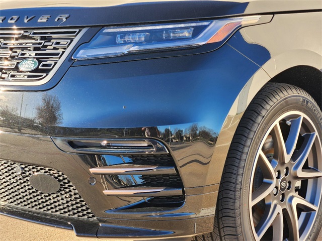 2025 Land Rover Range Rover Velar SE photo 5