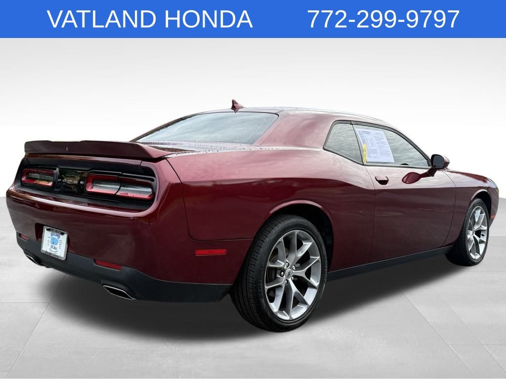 2021 Dodge Challenger SXT photo 6