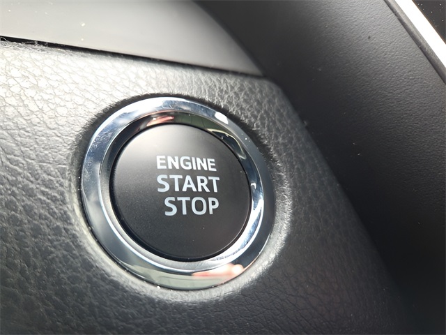 2024 Toyota Camry SE photo 25