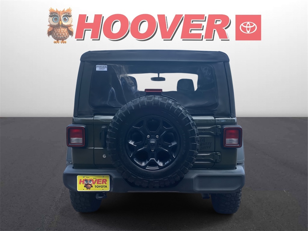 2023 Jeep Wrangler Willys photo 4
