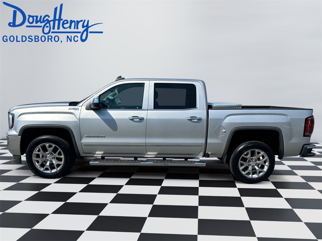 2018 Gmc Sierra 1500 SLT photo 2