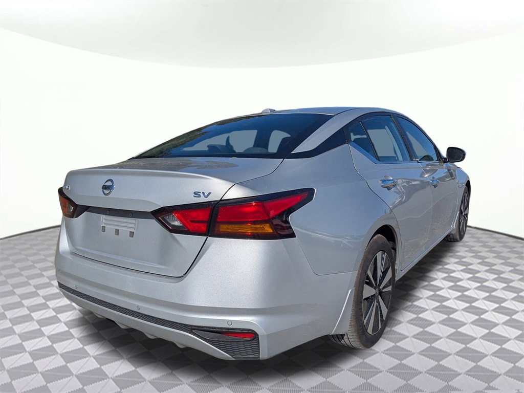 2022 Nissan Altima 2.5 SV photo 3
