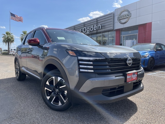 2025 Nissan Kicks SV AWD's photo