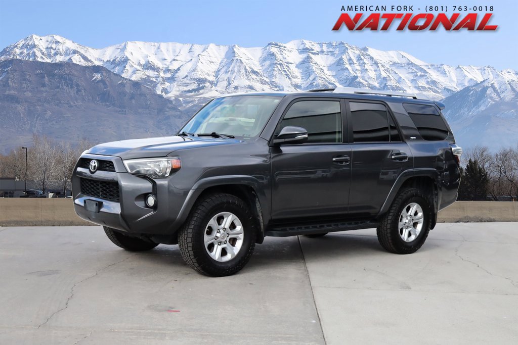2018 Toyota 4Runner SR5 Premium's photo