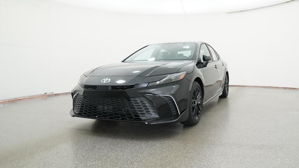 2026 Toyota Camry SE photo 4