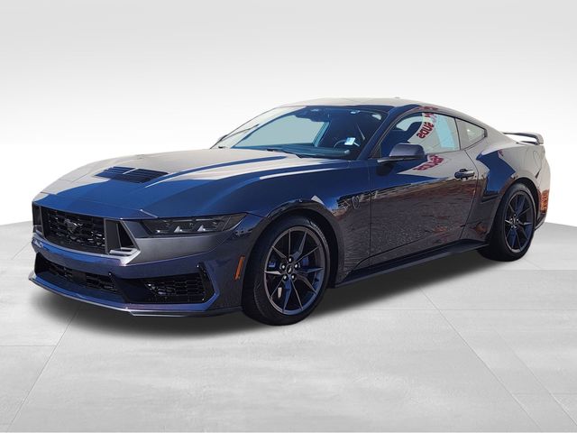 2024 Ford Mustang Dark Horse photo 3