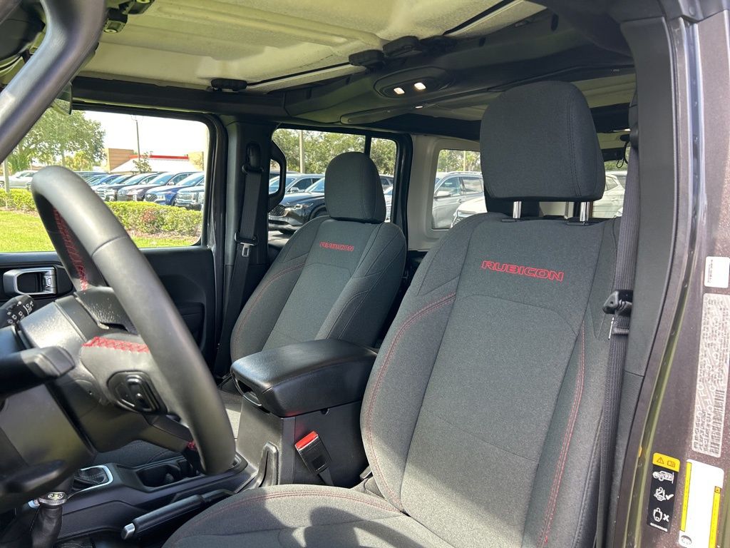 2024 Jeep Wrangler Rubicon photo 12