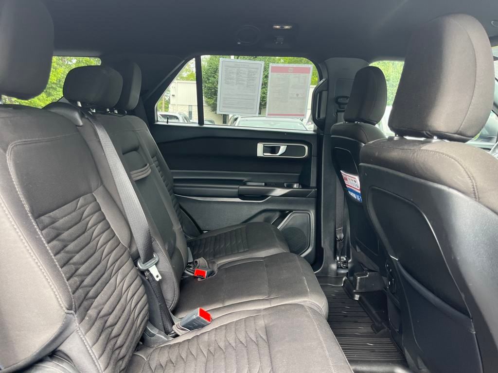2020 Ford Explorer XLT photo 28
